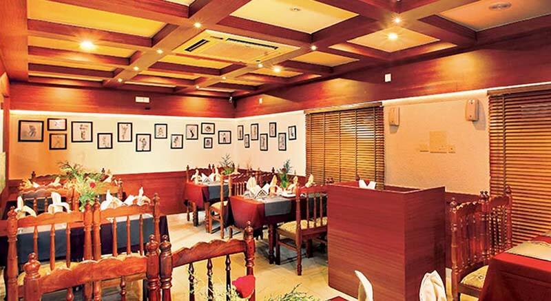 Hotel Sixer, Alleppey 4